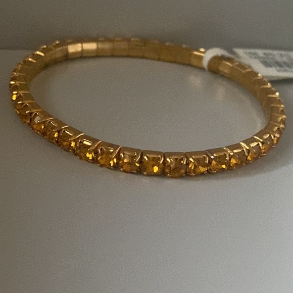 Brand New Beautiful Australian Crystal Bracelet - Picture 3 of 4